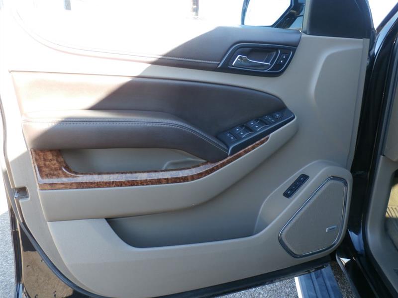 Chevrolet Suburban Premier 4WD 2017 Chevrolet Suburban Premier 4WD 2017