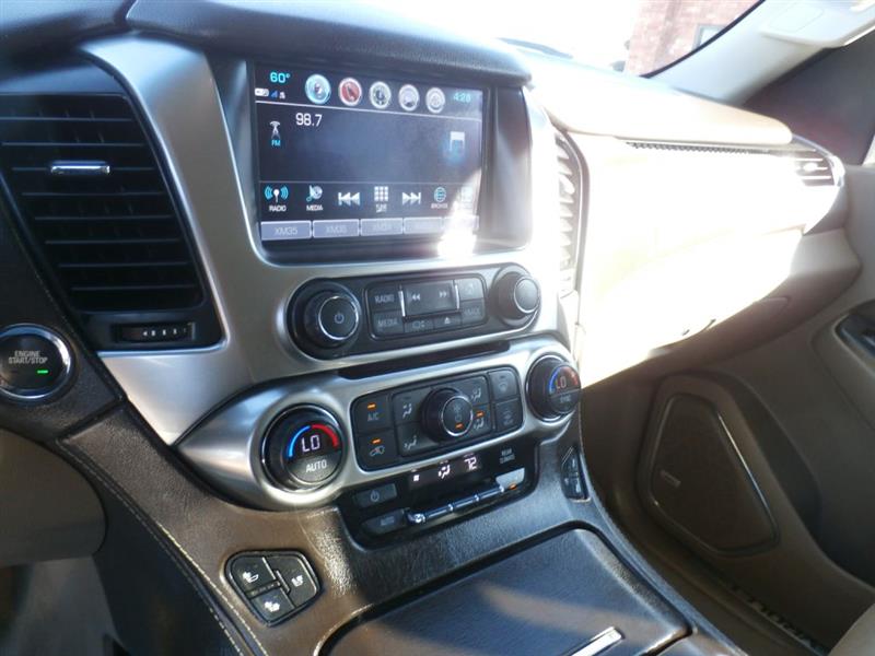 Chevrolet Suburban Premier 4WD 2017 Chevrolet Suburban Premier 4WD 2017