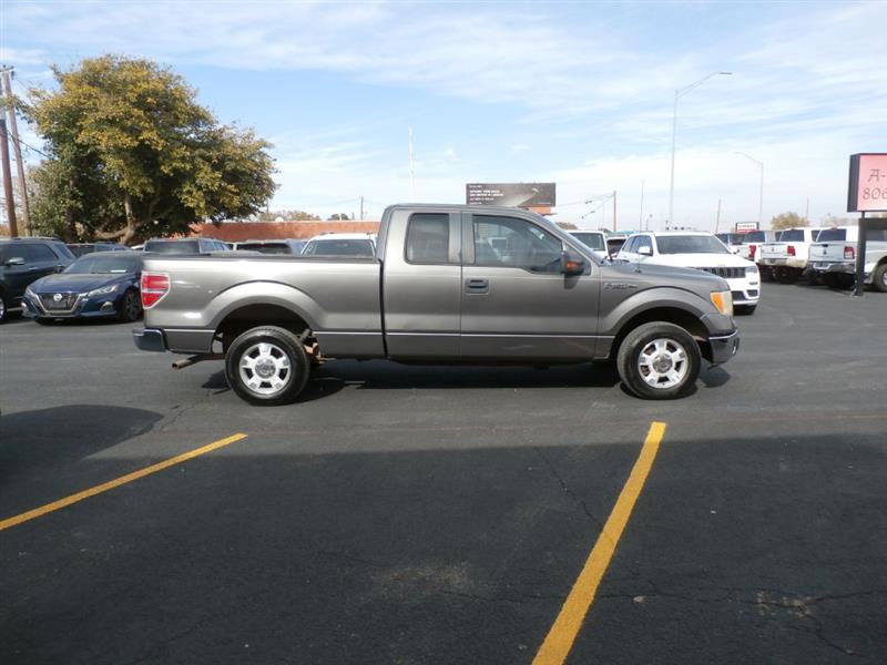 2009 Ford F-150 XL SuperCab 8-ft. Bed 2WD