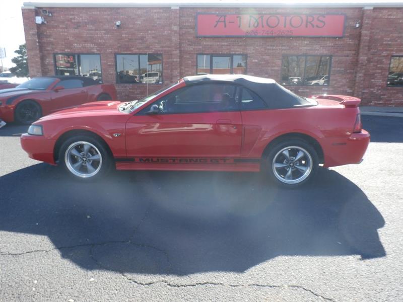 Ford Mustang GT Deluxe Convertible 2002