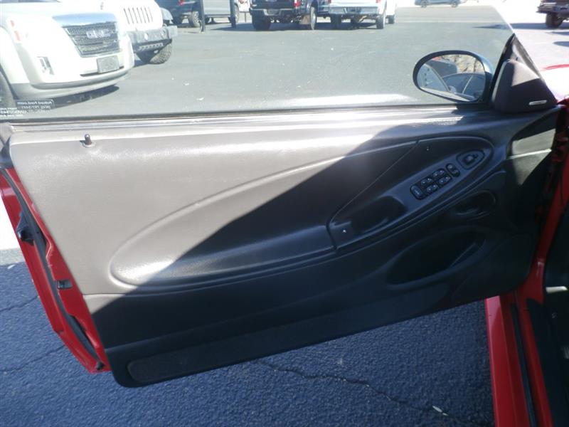 Ford Mustang GT Deluxe Convertible 2002