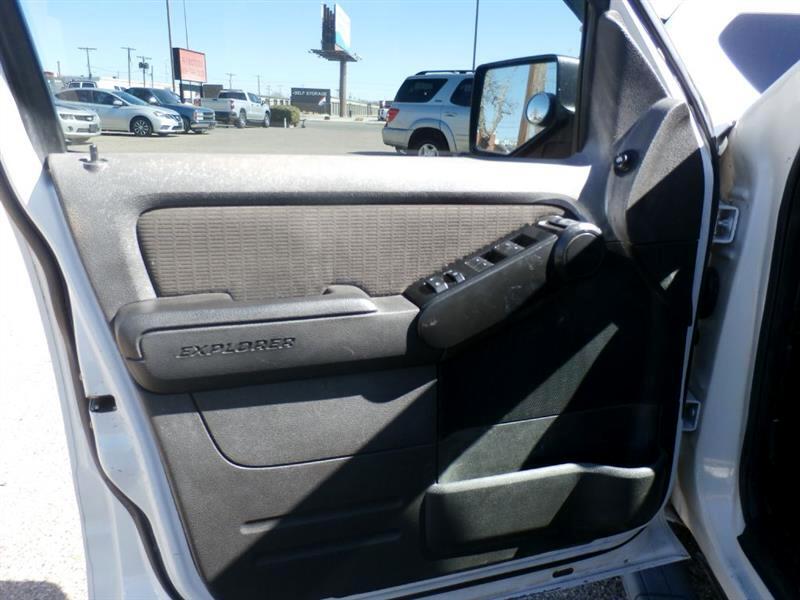 Ford Explorer Sport Trac XLT 4.0L 4WD 2010