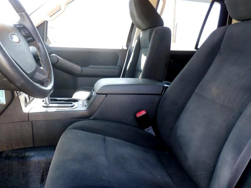 Ford Explorer Sport Trac XLT 4.0L 4WD 2010