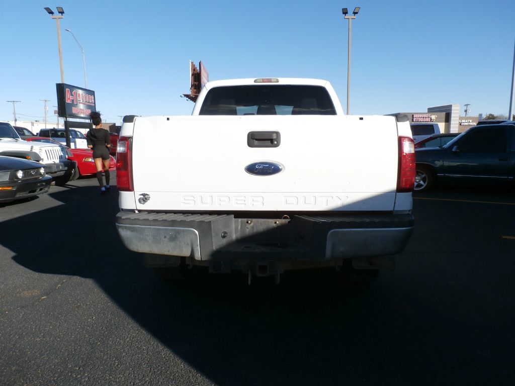 Ford F-350 SD King Ranch Crew Cab 4WD 2011