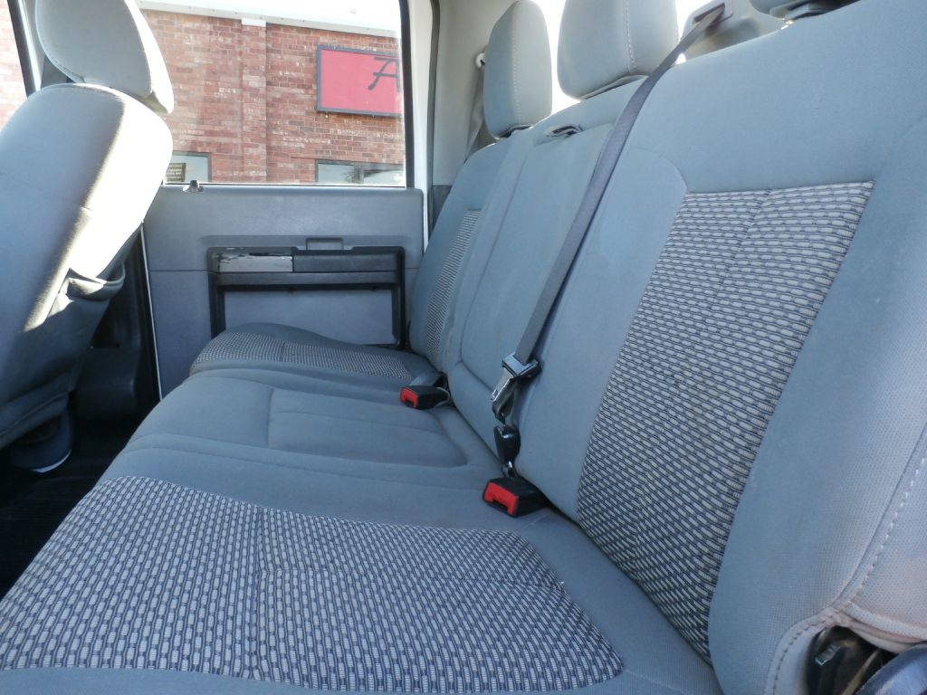 Ford F-350 SD King Ranch Crew Cab 4WD 2011