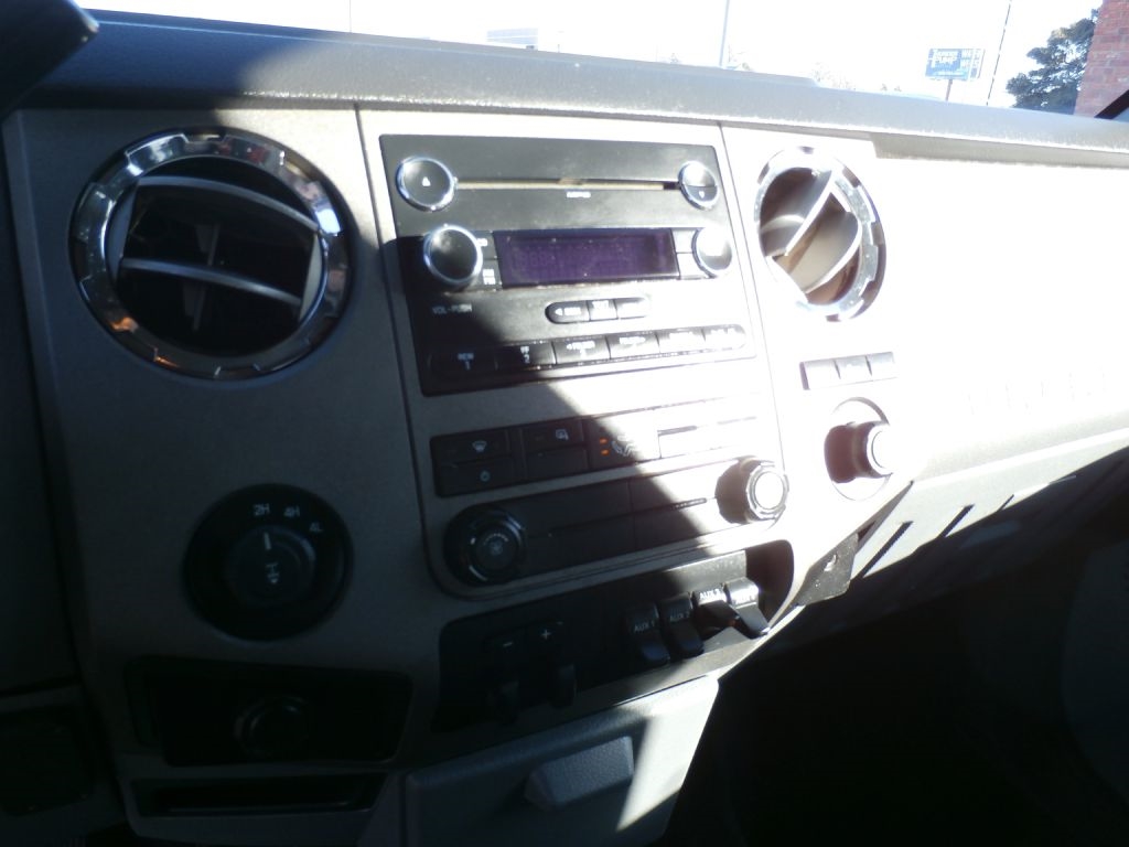 Ford F-350 SD King Ranch Crew Cab 4WD 2011