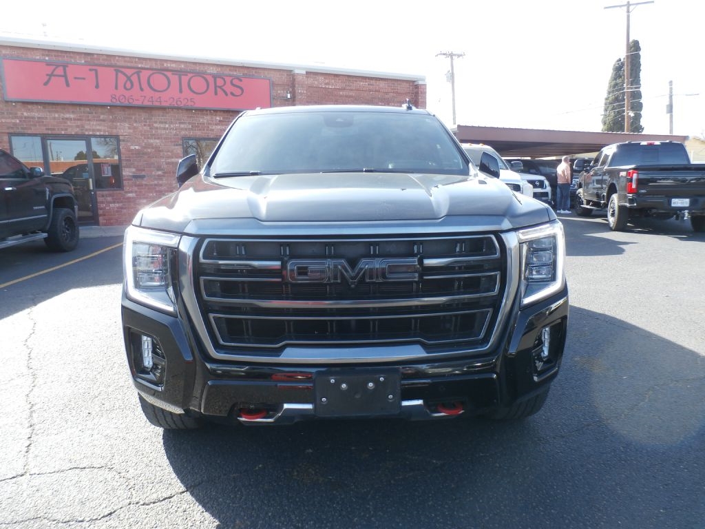 GMC Yukon Denali 4WD 2024