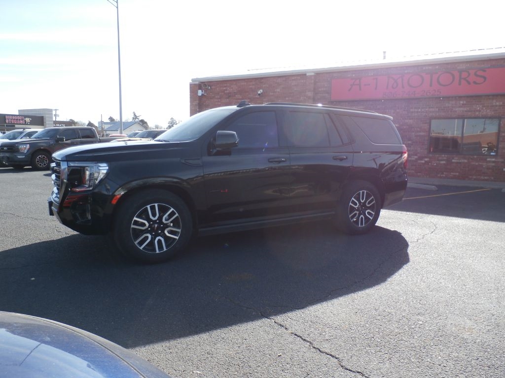 GMC Yukon Denali 4WD 2024