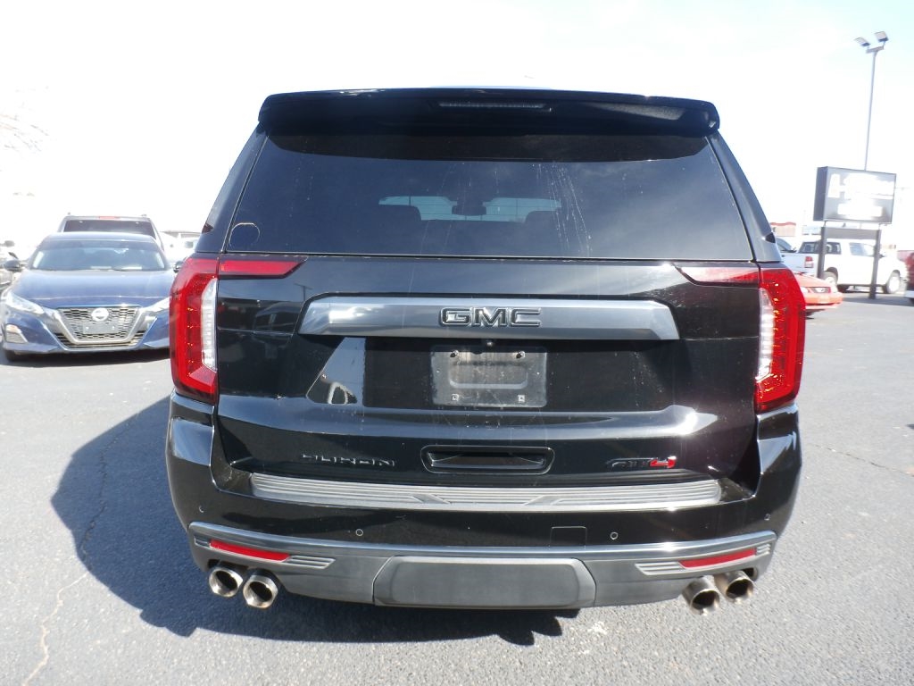 GMC Yukon Denali 4WD 2024