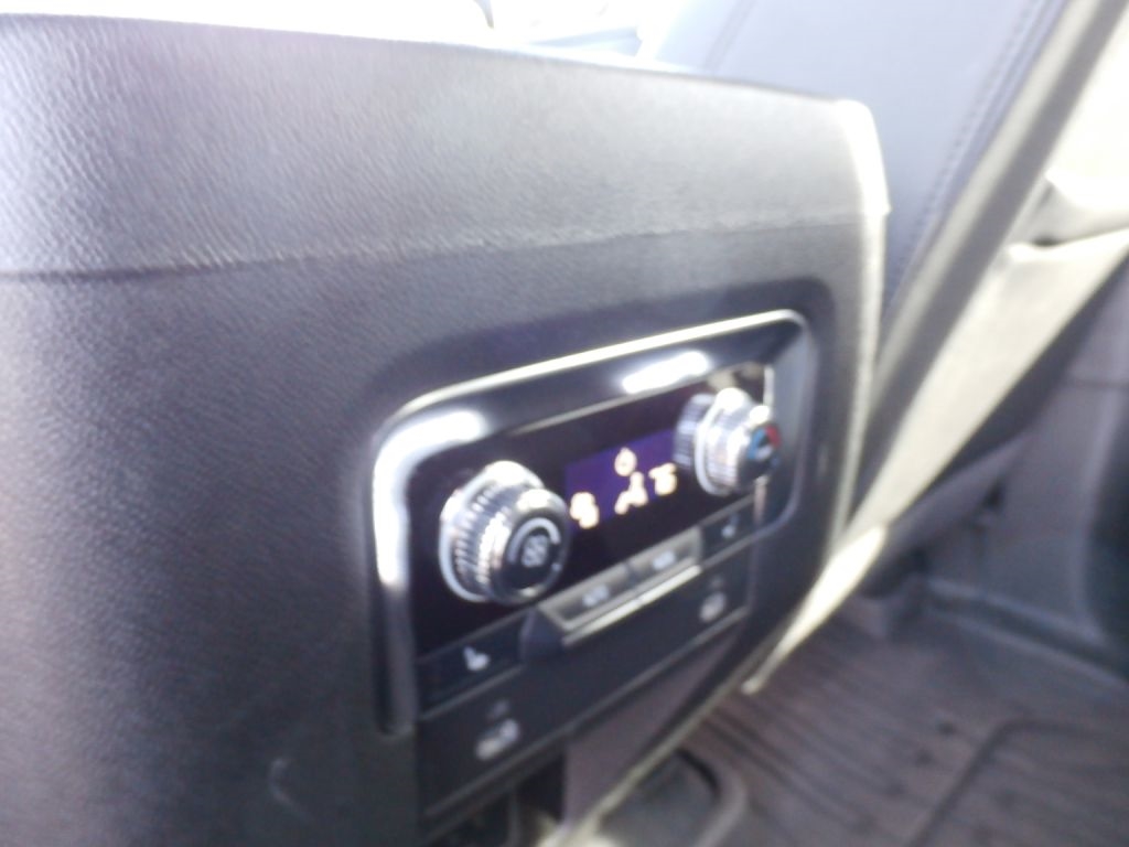 GMC Yukon Denali 4WD 2024