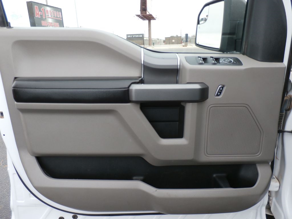 Ford F-150 XL SuperCrew 5.5-ft. Bed 4WD 2018