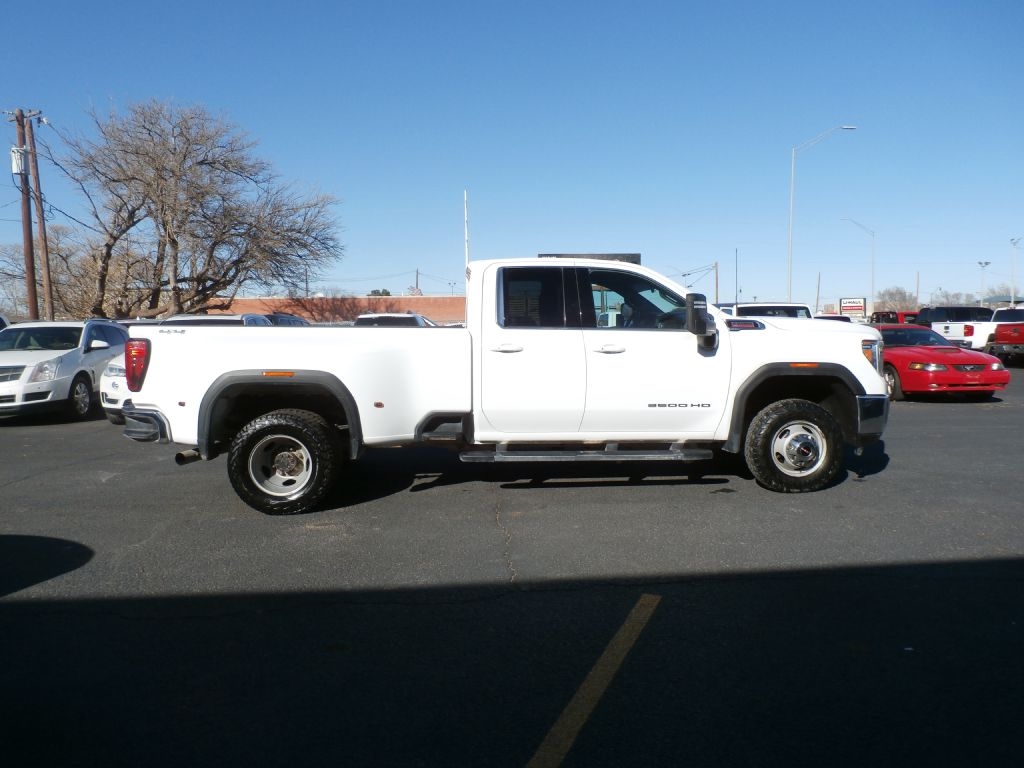 2022 GMC Sierra 3500HD SLE Double Cab 4WD