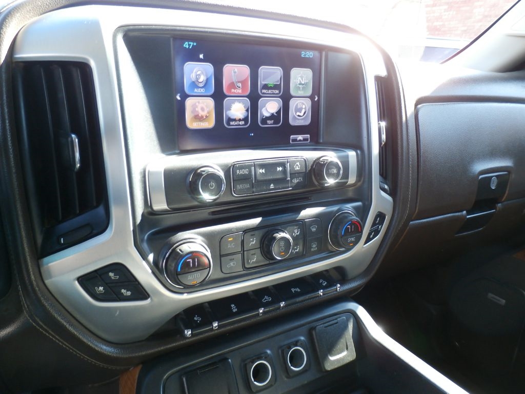 GMC Sierra 1500 SLT Crew Cab Short Box 4WD 2017