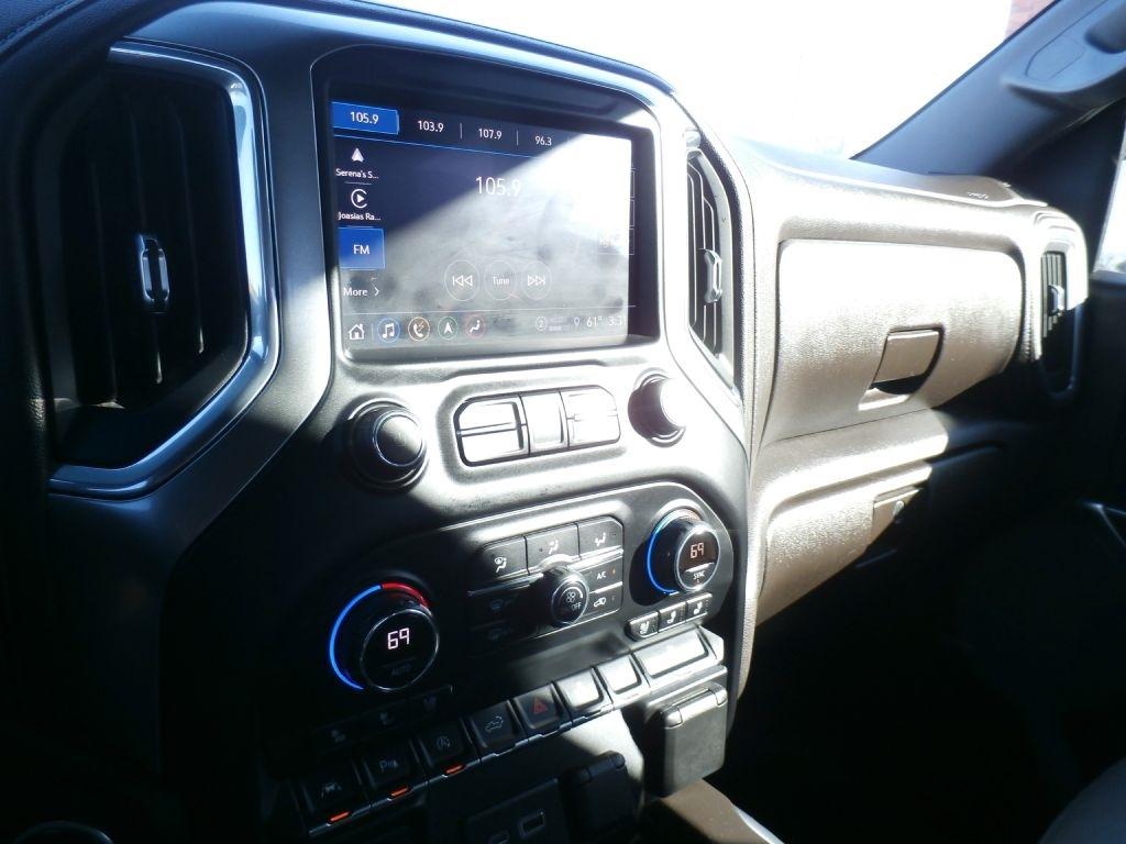 Chevrolet Silverado 1500 LTZ Crew Cab 4WD 2021