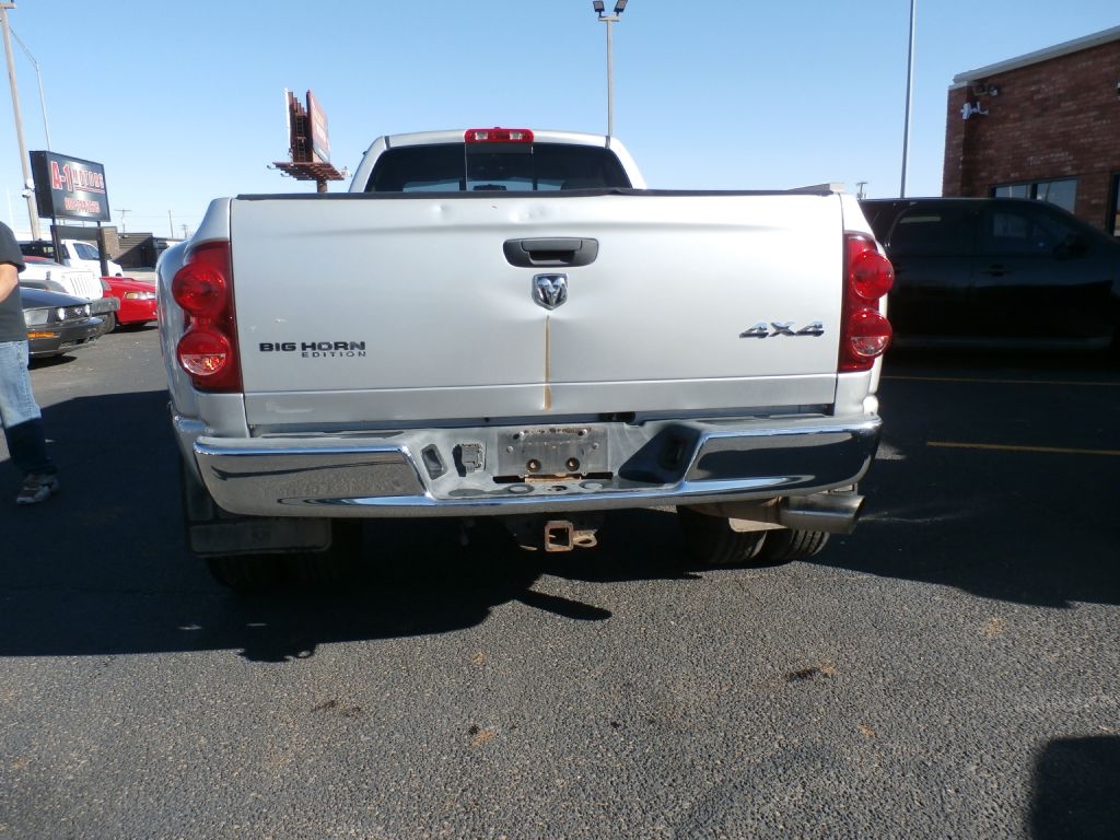 Dodge Ram 3500 ST Quad Cab 4WD DRW 2007
