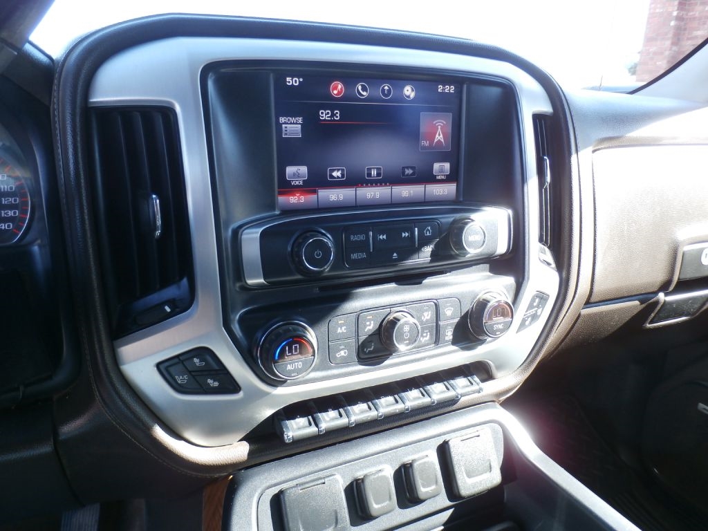 GMC Sierra 2500HD SLT Crew Cab 4WD 2015