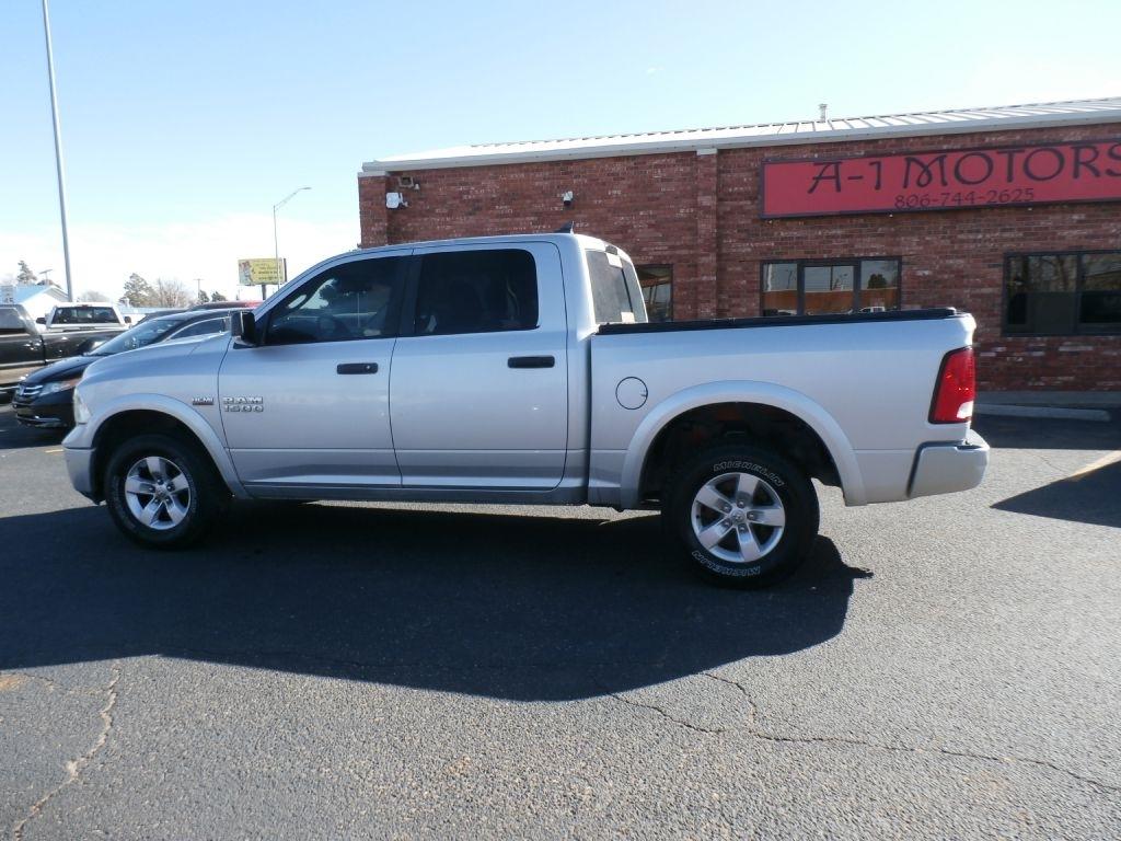 RAM 1500 SLT Crew Cab SWB 4WD 2014