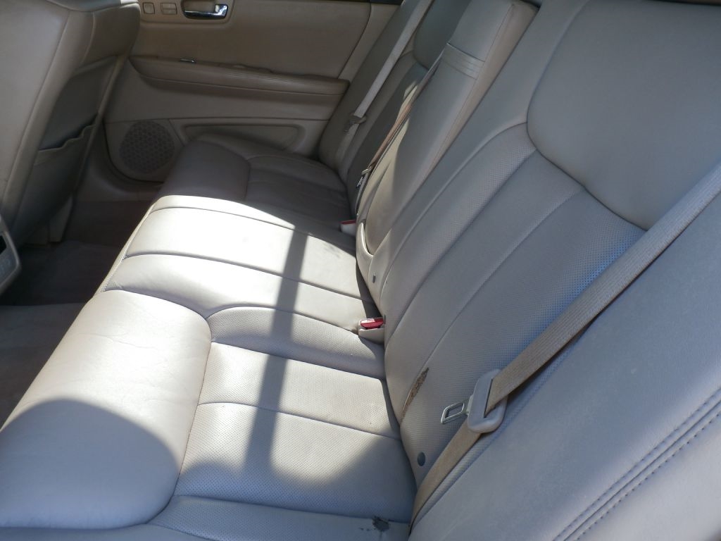 Cadillac DTS Sedan 2007