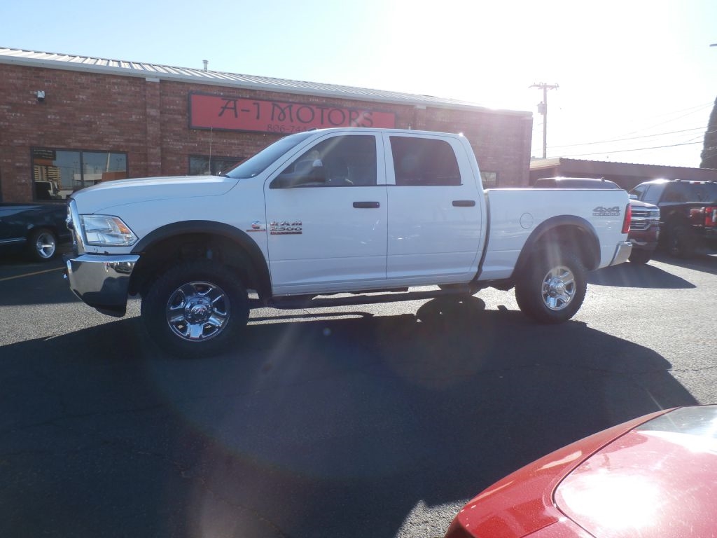 RAM 2500 Tradesman Crew Cab SWB 4WD 2018
