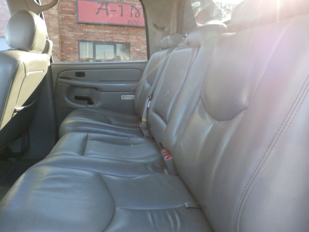 Chevrolet Avalanche 1500 4WD 2006