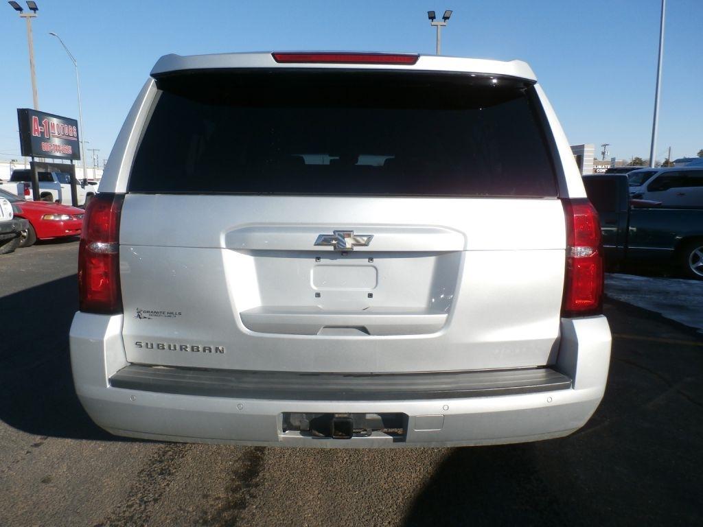 Chevrolet Suburban LT 2WD 2017