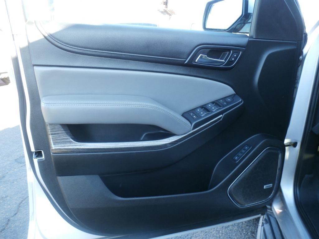 Chevrolet Suburban LT 2WD 2017