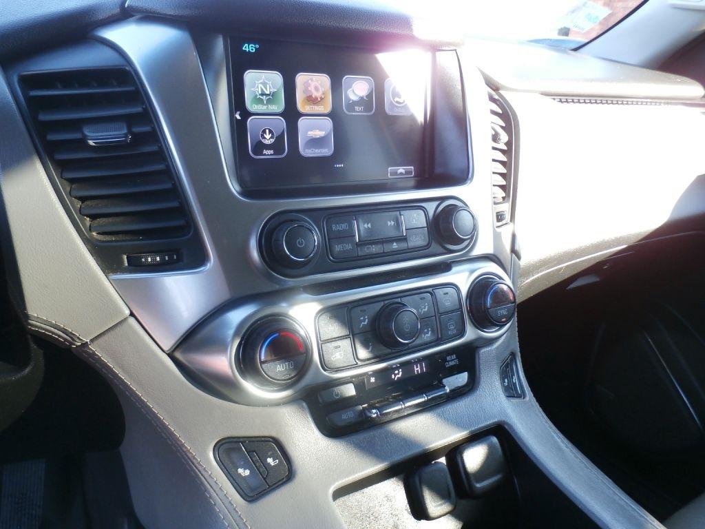 Chevrolet Suburban LT 2WD 2017