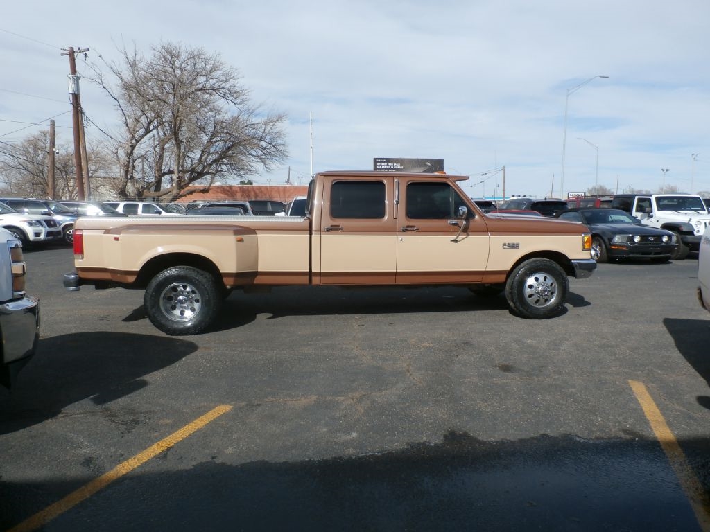 Ford F-350 Crew Cab 2WD 1990