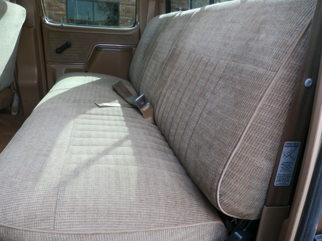 Ford F-350 Crew Cab 2WD 1990