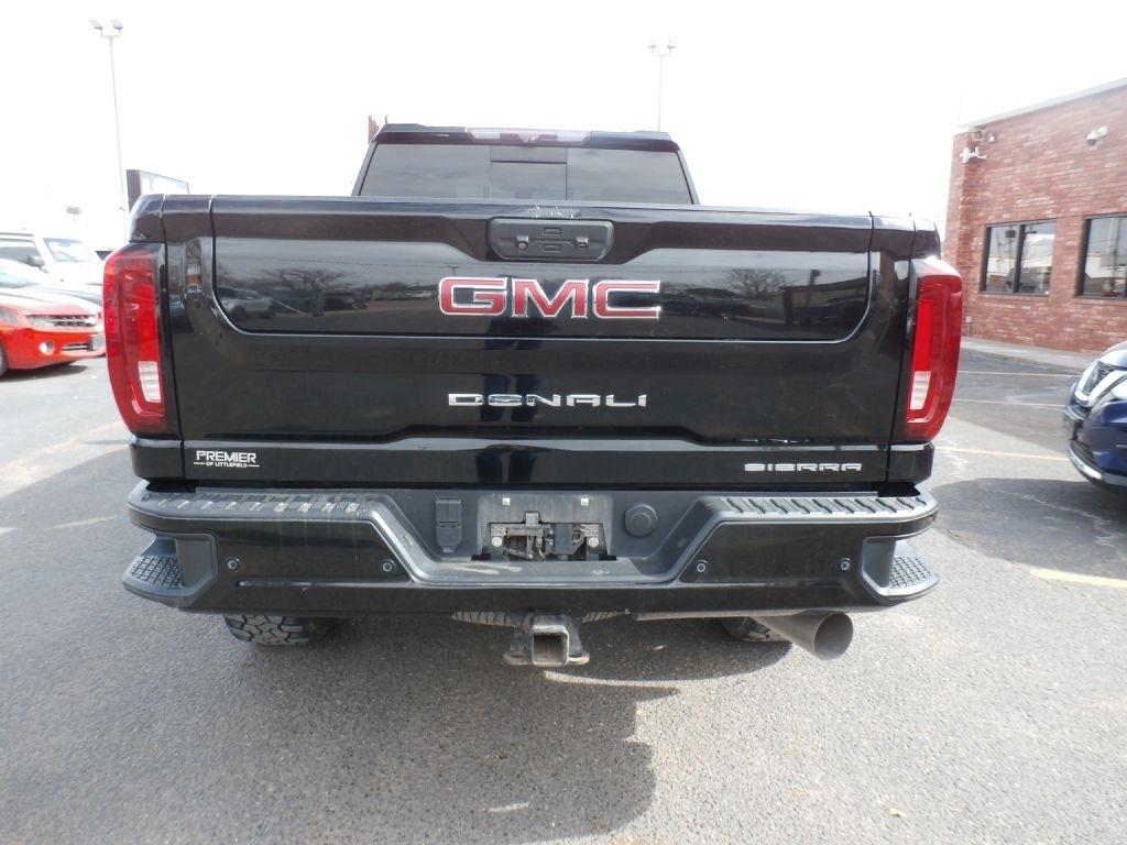 GMC Sierra 2500HD Denali Crew Cab 4WD SB 2022