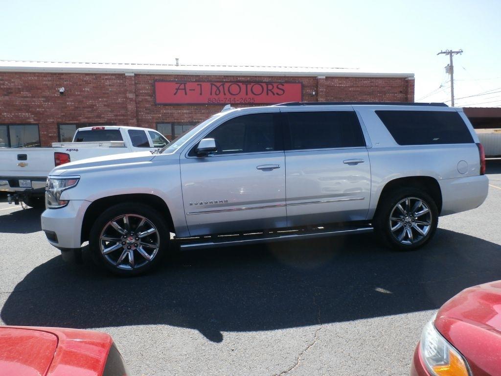 Chevrolet Suburban LT 4WD 2018