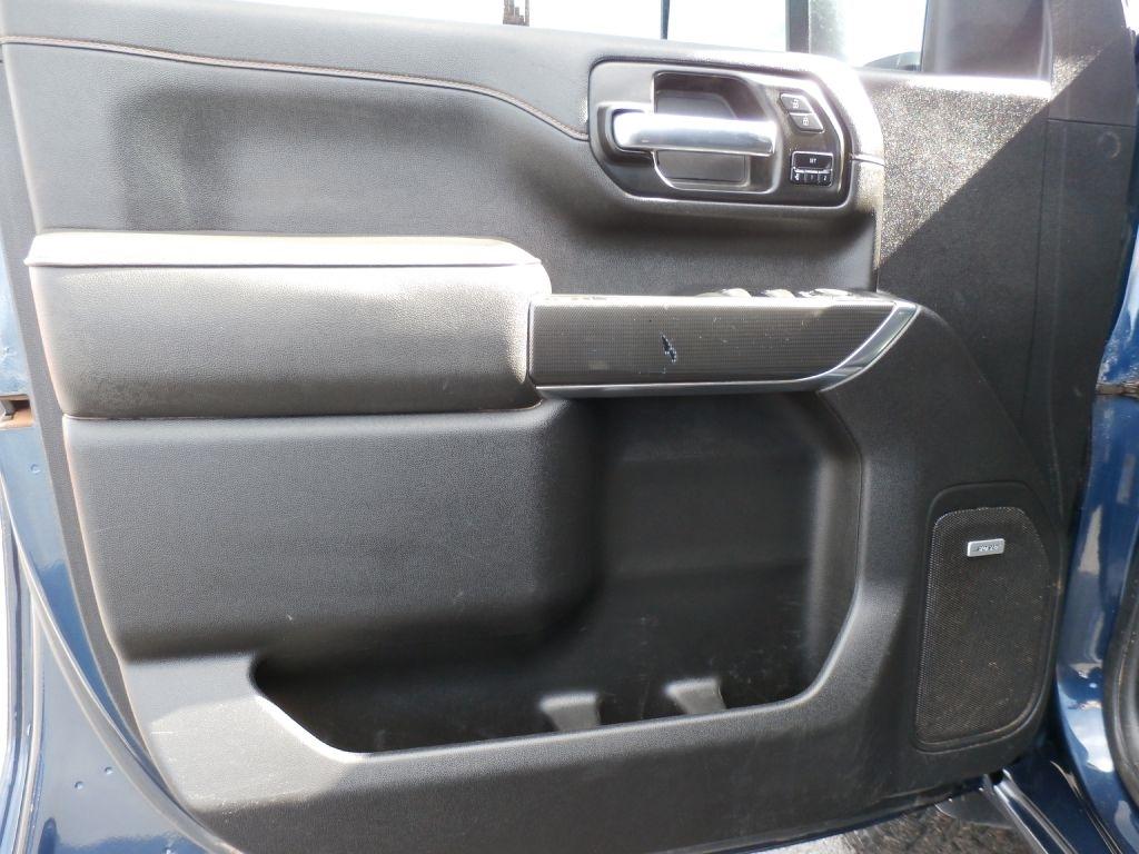 GMC Sierra 2500HD AT4 Crew Cab 4WD 2023