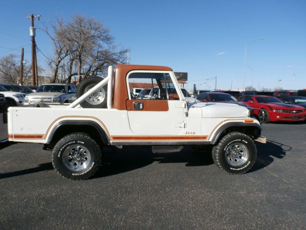Jeep Scrambler CJ8 1982