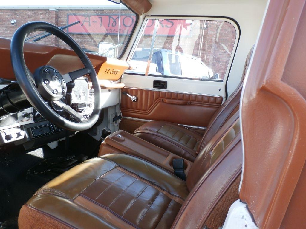 Jeep Scrambler CJ8 1982