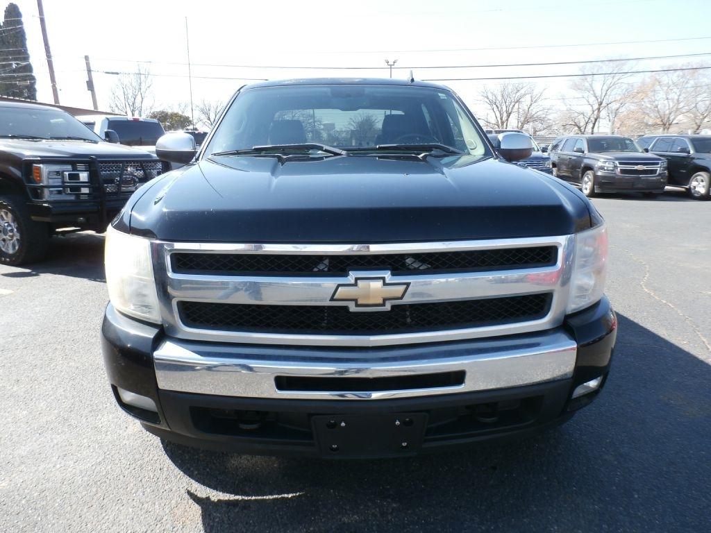 Chevrolet Silverado 1500 LT Crew Cab 4WD 2011