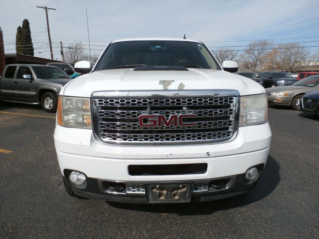 GMC Sierra 2500HD Denali Crew Cab 4WD 2013