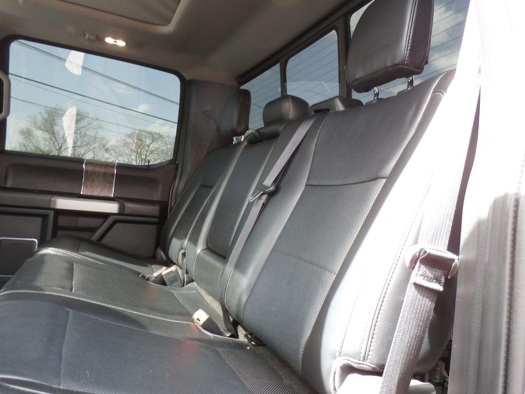 Ford F-250 SD Lariat Crew Cab 4WD 2019