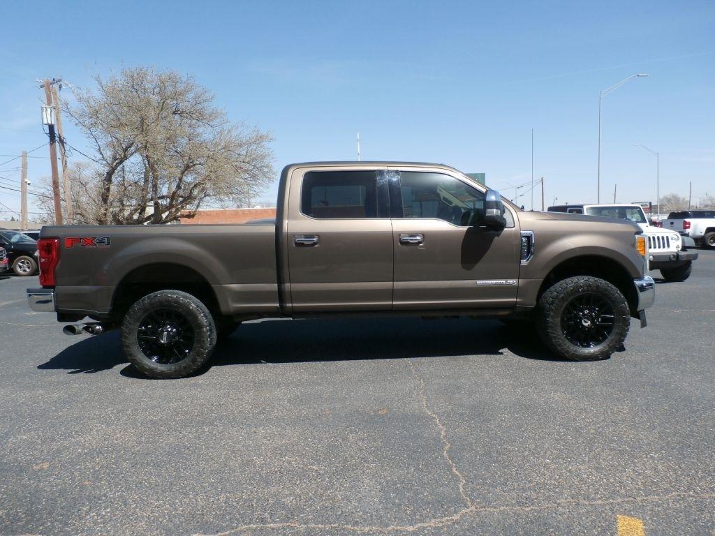 Ford F-250 SD Lariat Crew Cab 4WD 2017