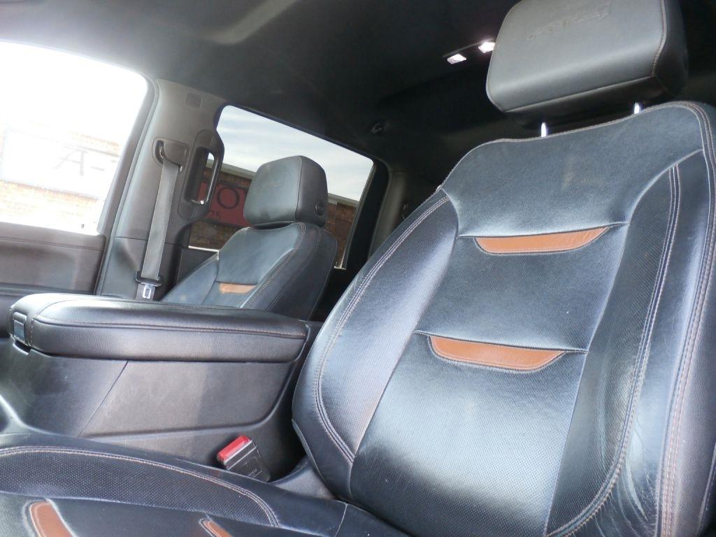 GMC Sierra 2500HD AT4 Crew Cab 4WD 2021