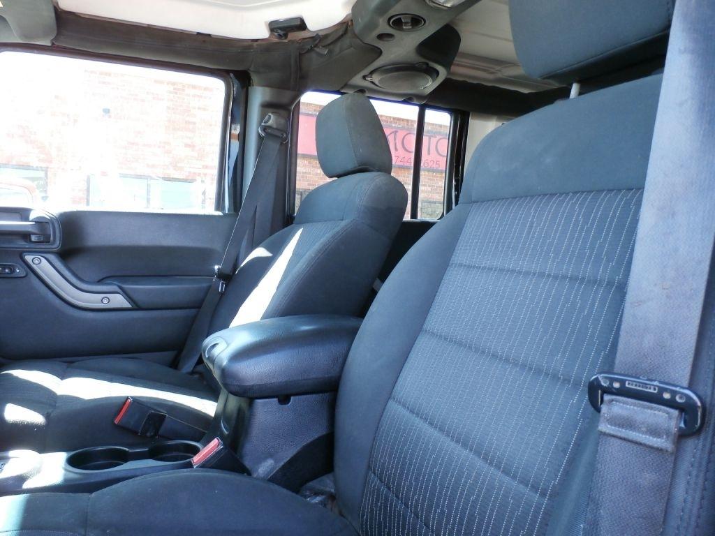 Jeep Wrangler Unlimited Sport 4WD 2012