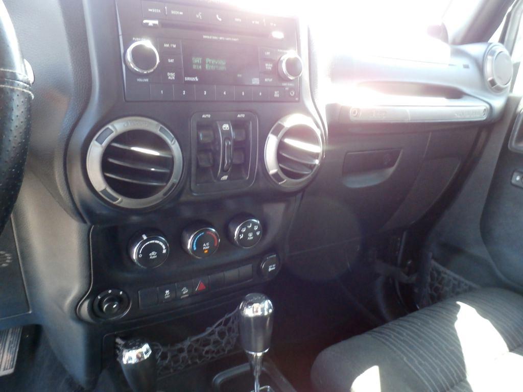 Jeep Wrangler Unlimited Sport 4WD 2012