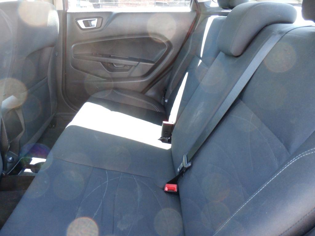 Ford Fiesta SE Sedan 2016