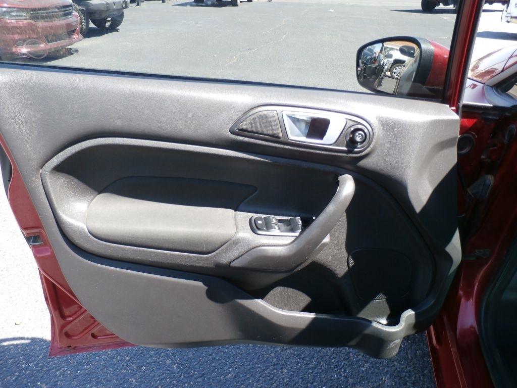 Ford Fiesta SE Sedan 2016