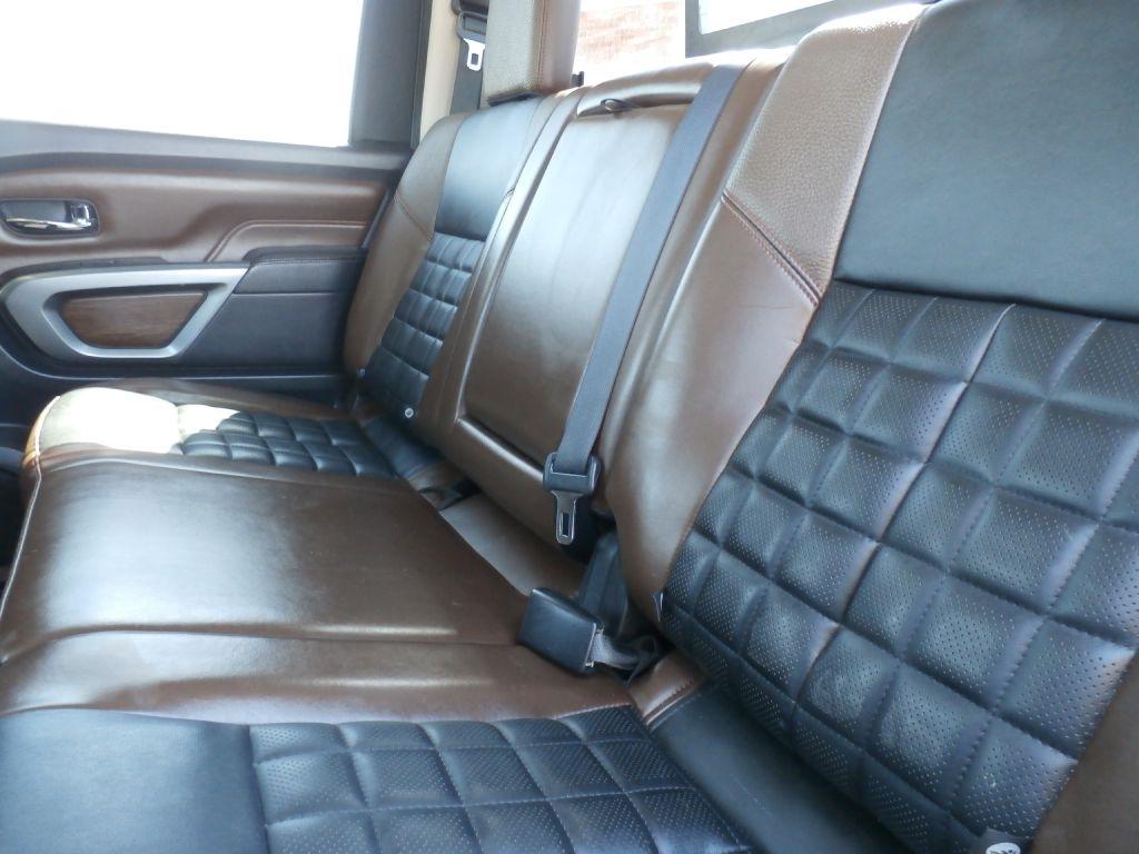 Nissan Titan S Crew Cab 4WD 2018