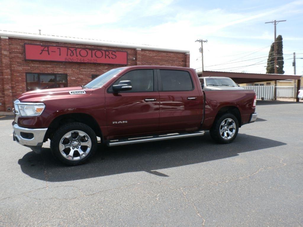 RAM 1500 Big Horn Crew Cab SWB 4WD 2020