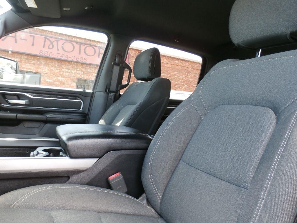 RAM 1500 Big Horn Crew Cab SWB 4WD 2020