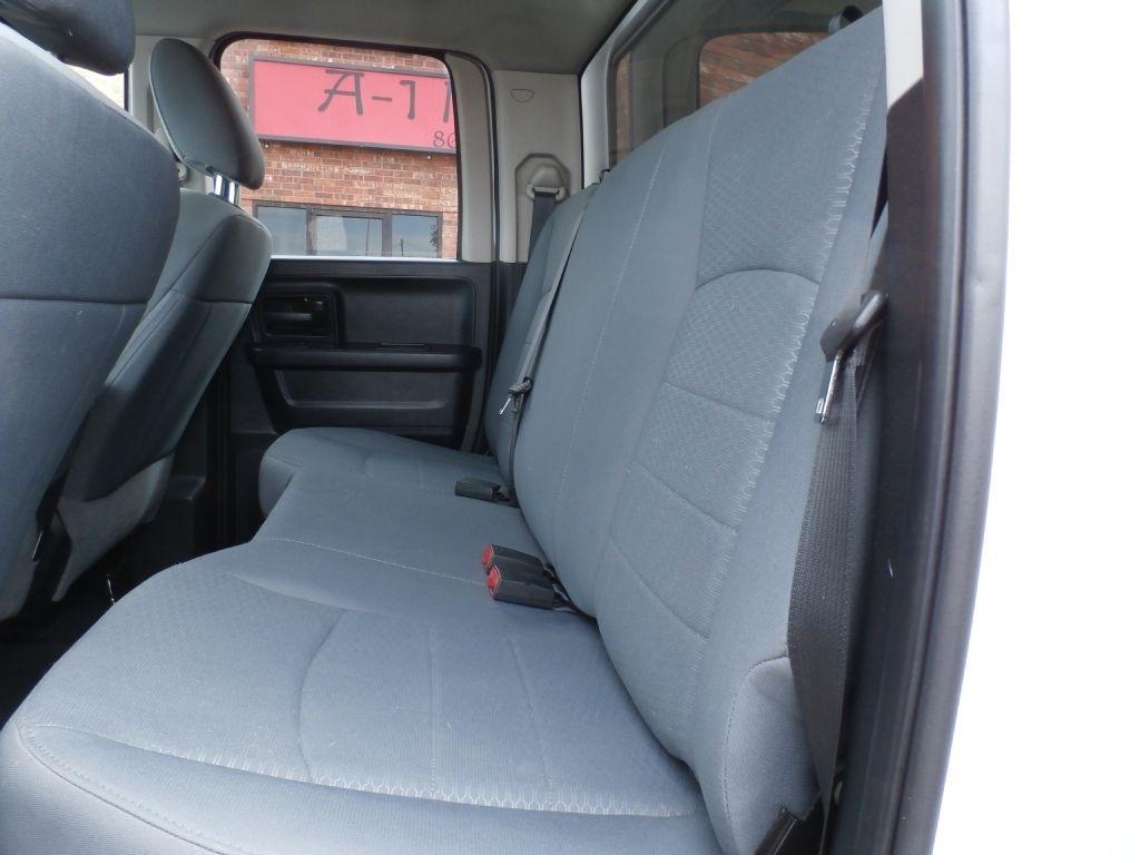 RAM 1500 Tradesman Quad Cab 4WD 2018