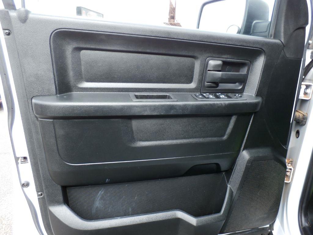 RAM 1500 Tradesman Quad Cab 4WD 2018