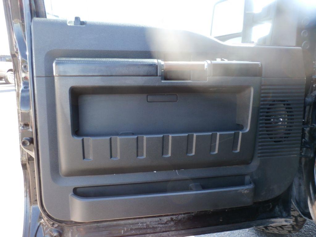 Ford F-350 SD Lariat Crew Cab 4WD 2008