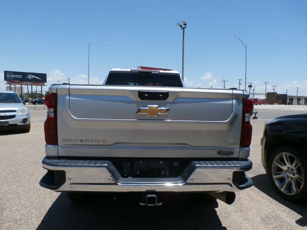 Chevrolet Silverado 2500HD LT Crew Cab Long Box 4WD 2023
